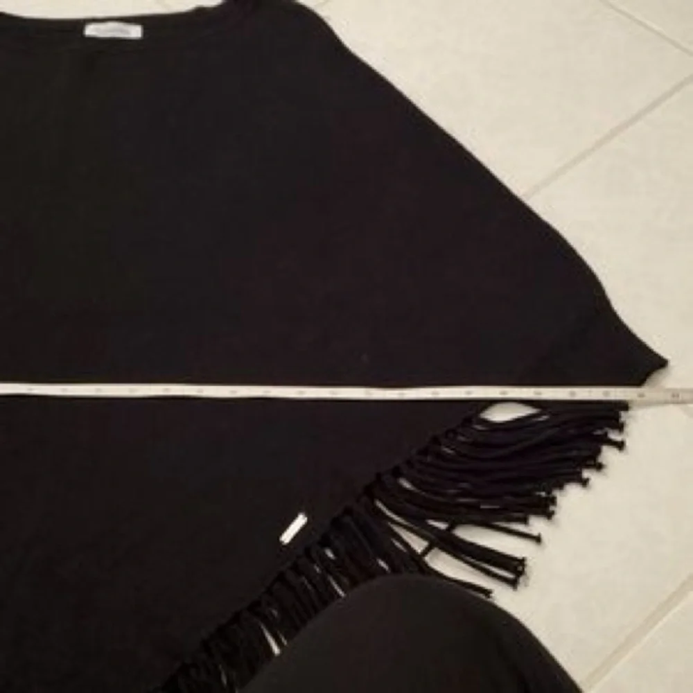 Calvin Klein Black Sweater Poncho Fringed with Sleeves, One Size Fits All - Picture 13 of 13